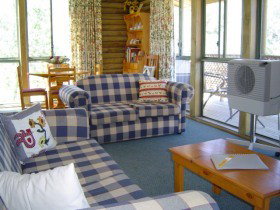 Myrtle Creek Cottages - Accommodation Gold Coast 0