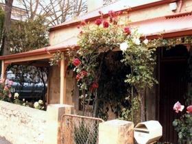 Bluebird Cottage - Accommodation Gold Coast 0