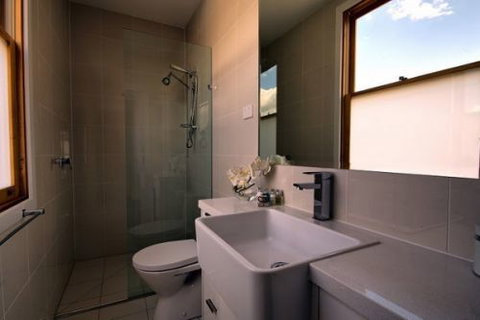 City Breeze - Stay Innercity - Accommodation Gold Coast 6