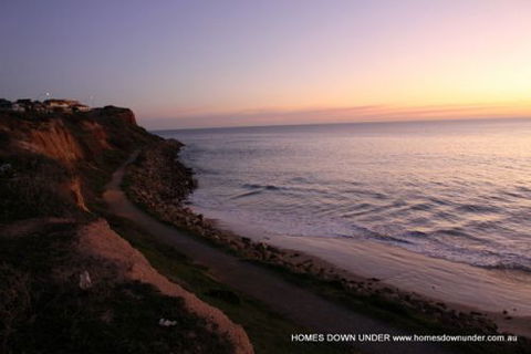 Homes Down Under - Accommodation Gold Coast 8