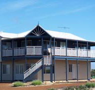 Sur La Mer on The Beach - Gold Coast 4U