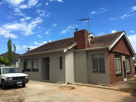 Adelaide Rooms - Accommodation Gold Coast 0