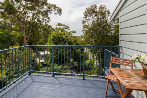 The Lake Limo - Accommodation Gold Coast 4