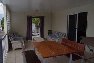 Moffat Beach Pet Friendly Holiday House - Accommodation Gold Coast 3