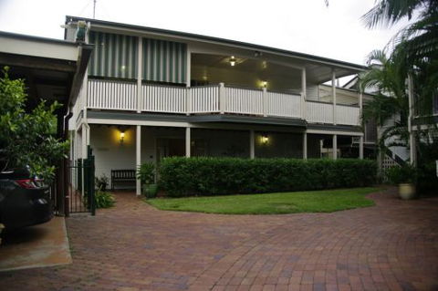 Robbie's Place Self Contained Apartment - Accommodation Gold Coast 3