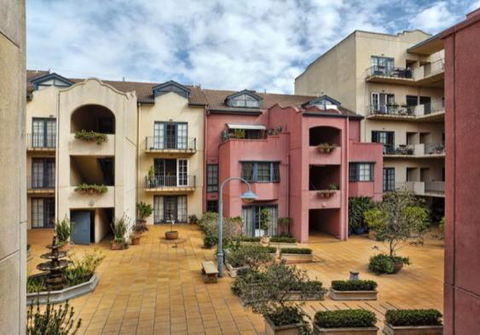 StayCentral Serviced Apartments - Head Office - Accommodation Gold Coast 0