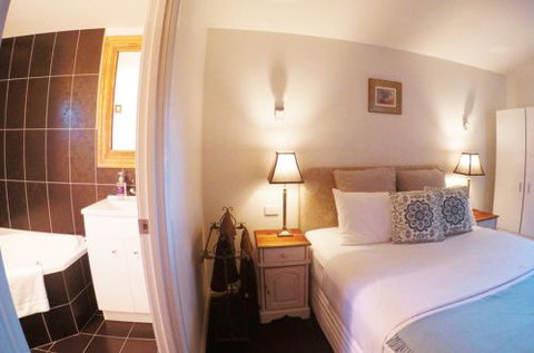 Springs Creek - Accommodation Gold Coast 3