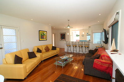 Bridport Holiday Rental - Gold Coast 4U 2