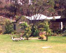 Kookaburra Cottage Farmstay - Accommodation Gold Coast 0
