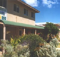 Cervantes Lodge - Pinnacles Beach Backpackers - Accommodation Gold Coast