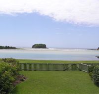 Waterfront Villa - Accommodation Gold Coast