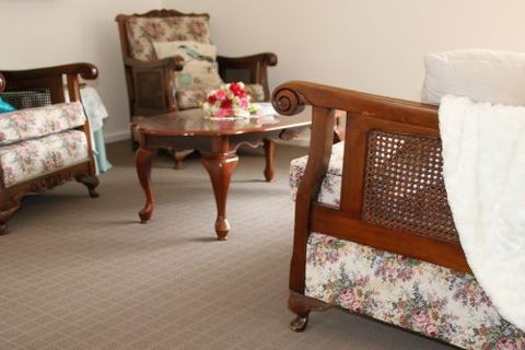 Donkey Tales Farm Cottages - Accommodation Gold Coast 9