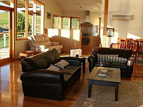 Port Arthur Escapes - Lookout Lodge - Accommodation Gold Coast 0
