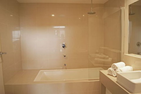 Seine Bay Apartments - Accommodation Gold Coast 7