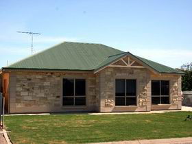 Juno Court Holiday Retreat - Accommodation Gold Coast 0