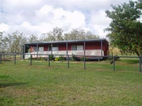 Mulgowie Country Cabins - Accommodation Gold Coast 0