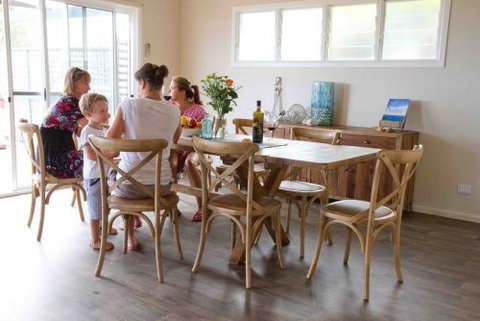 Coral Sands Luxury Beach House - Accommodation Gold Coast 3