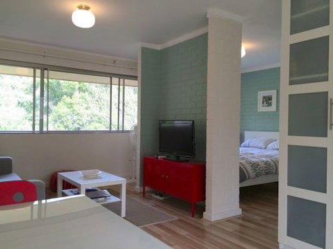 Staywest Apartments - Accommodation Gold Coast 7