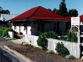 Cobb & Co Cottages - Accommodation Gold Coast 0