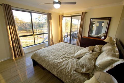 Stockton Rise Country Retreat - Accommodation Gold Coast 1