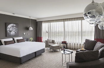 Pullman Melbourne Albert Park - Accommodation Gold Coast 0
