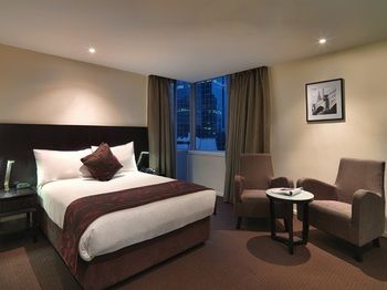 Hotel Grand Chancellor Melbourne - Accommodation Gold Coast 0