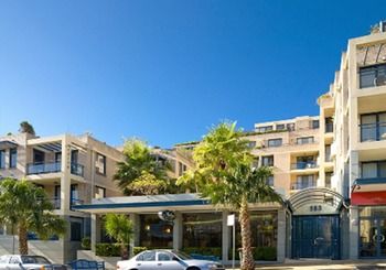 Adina Apartment Hotel Coogee - 1 Gold Coast 4