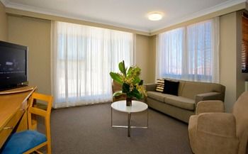 Adina Apartment Hotel Coogee - 1 Gold Coast 16