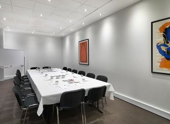 Adina Apartment Hotel Sydney, Harbourside - 1 Gold Coast 10