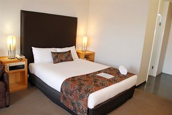 Sandown Regency - Accommodation Gold Coast 0