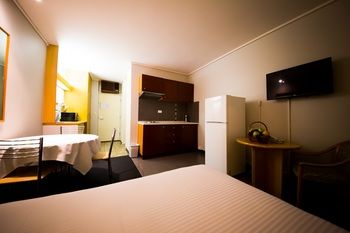 Sandown Regency - Accommodation Gold Coast 17