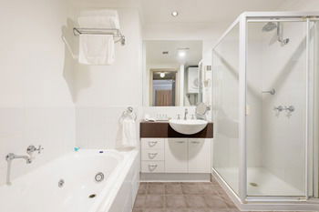 Ringwood Royale - Accommodation Gold Coast 4