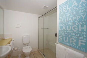 Beach Retreat Coolum - Accommodation Gold Coast 12