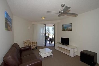 Beach Retreat Coolum - Accommodation Gold Coast 22