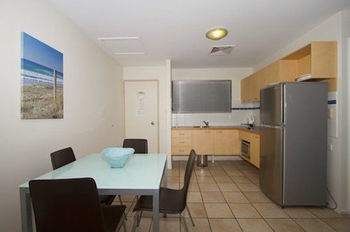 Beach Retreat Coolum - Accommodation Gold Coast 34