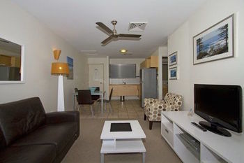 Beach Retreat Coolum - Accommodation Gold Coast 41