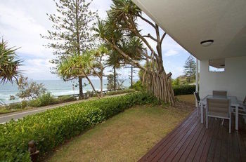 Beach Retreat Coolum - Accommodation Gold Coast 54