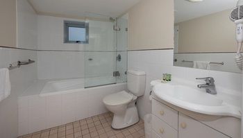 Napoleon On Kent - Accommodation Gold Coast 1