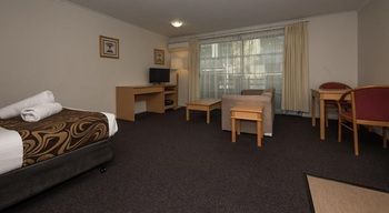 Napoleon On Kent - Accommodation Gold Coast 15