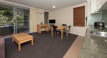 Napoleon On Kent - Accommodation Gold Coast 20
