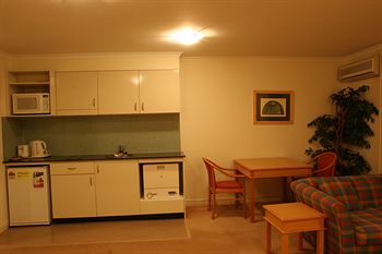 Napoleon On Kent - Accommodation Gold Coast 0