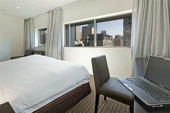 Causeway 353 Hotel - Accommodation Gold Coast 5