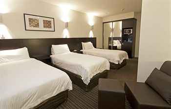 Causeway 353 Hotel - Accommodation Gold Coast 18