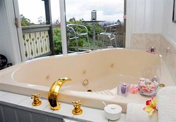 Annie Roe's Luxury Bed & Breakfast - Accommodation Gold Coast 7