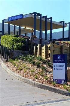 Alpha Hotel Eastern Creek - Accommodation Gold Coast 6