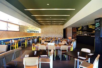 Alpha Hotel Eastern Creek - Accommodation Gold Coast 9