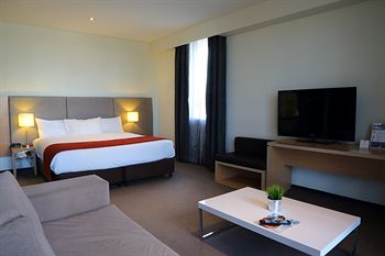 Alpha Hotel Eastern Creek - Accommodation Gold Coast 13