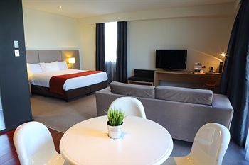 Alpha Hotel Eastern Creek - Accommodation Gold Coast 16