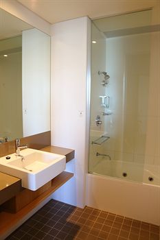 Alpha Hotel Eastern Creek - Accommodation Gold Coast 17
