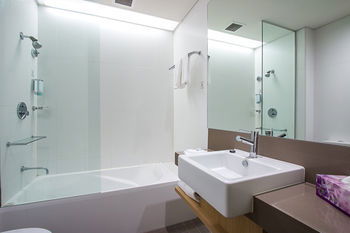Alpha Hotel Eastern Creek - Accommodation Gold Coast 22